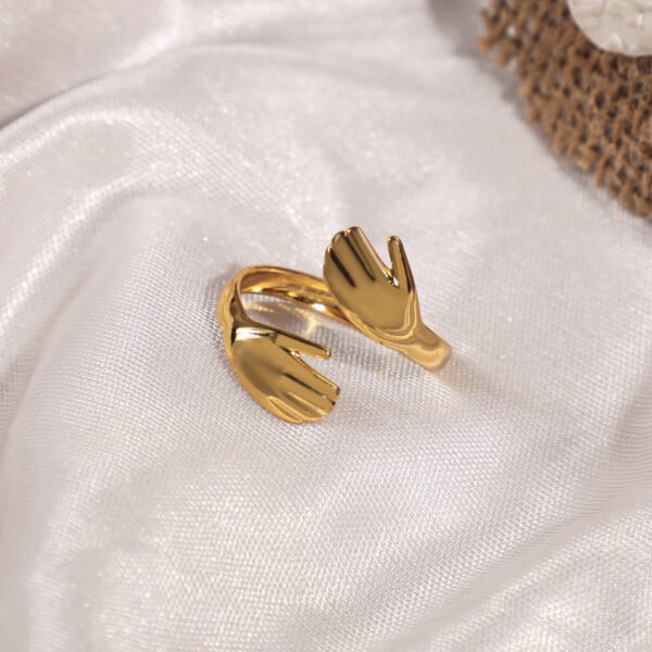 Gold-Plated Hug Shaped Finger Ring