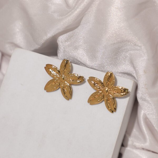 Flower Stud Earrings